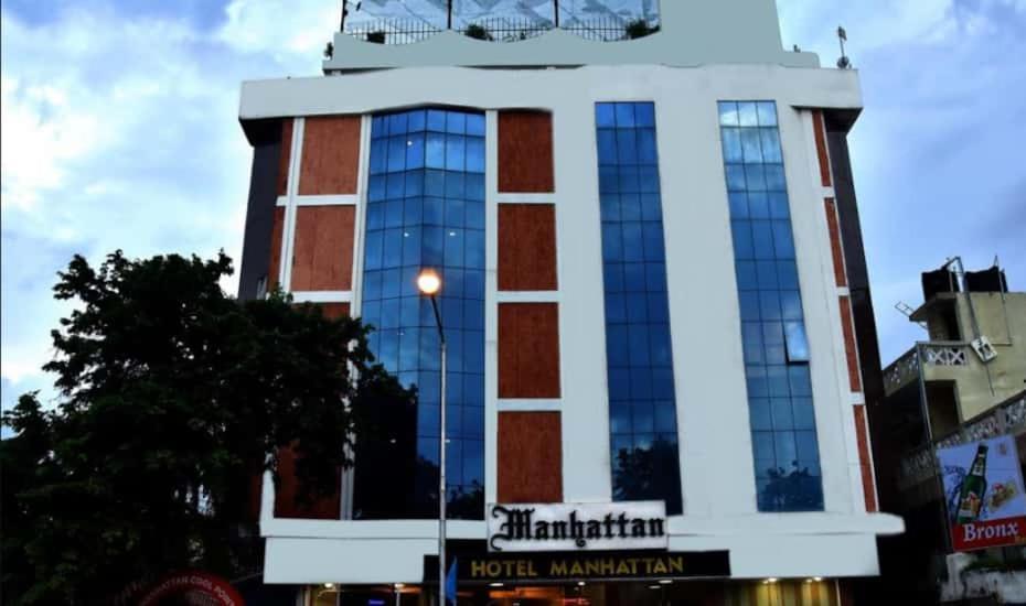 Hotel Manhattan Ченай Екстериор снимка
